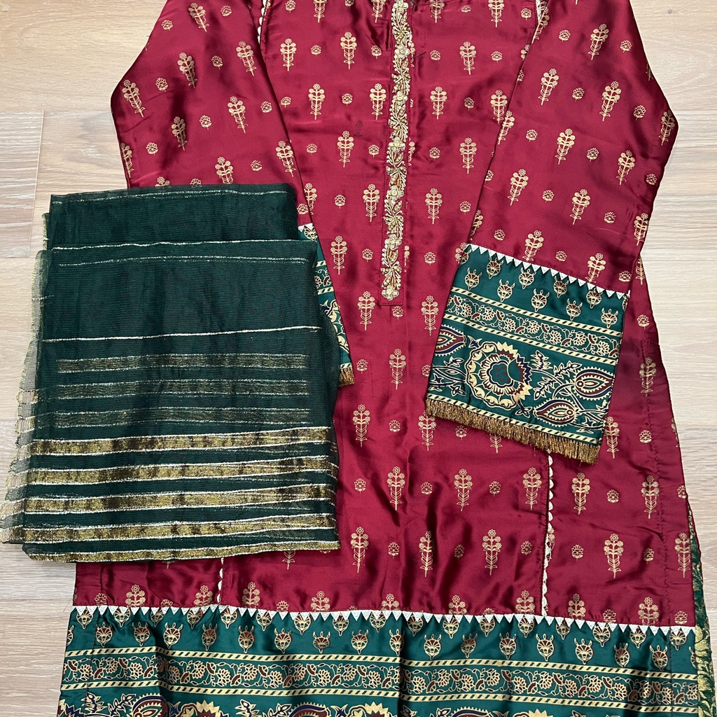 Red And Green Embroidered Silk Kurta With Scarf